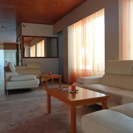 Hotel Andrews 3*