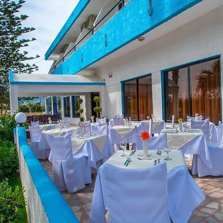 Andrews Hotel 3*